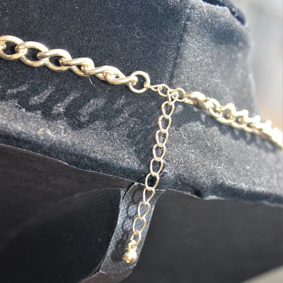 Flower Statement Necklace Peach and Pearl - Picture 3 of 5